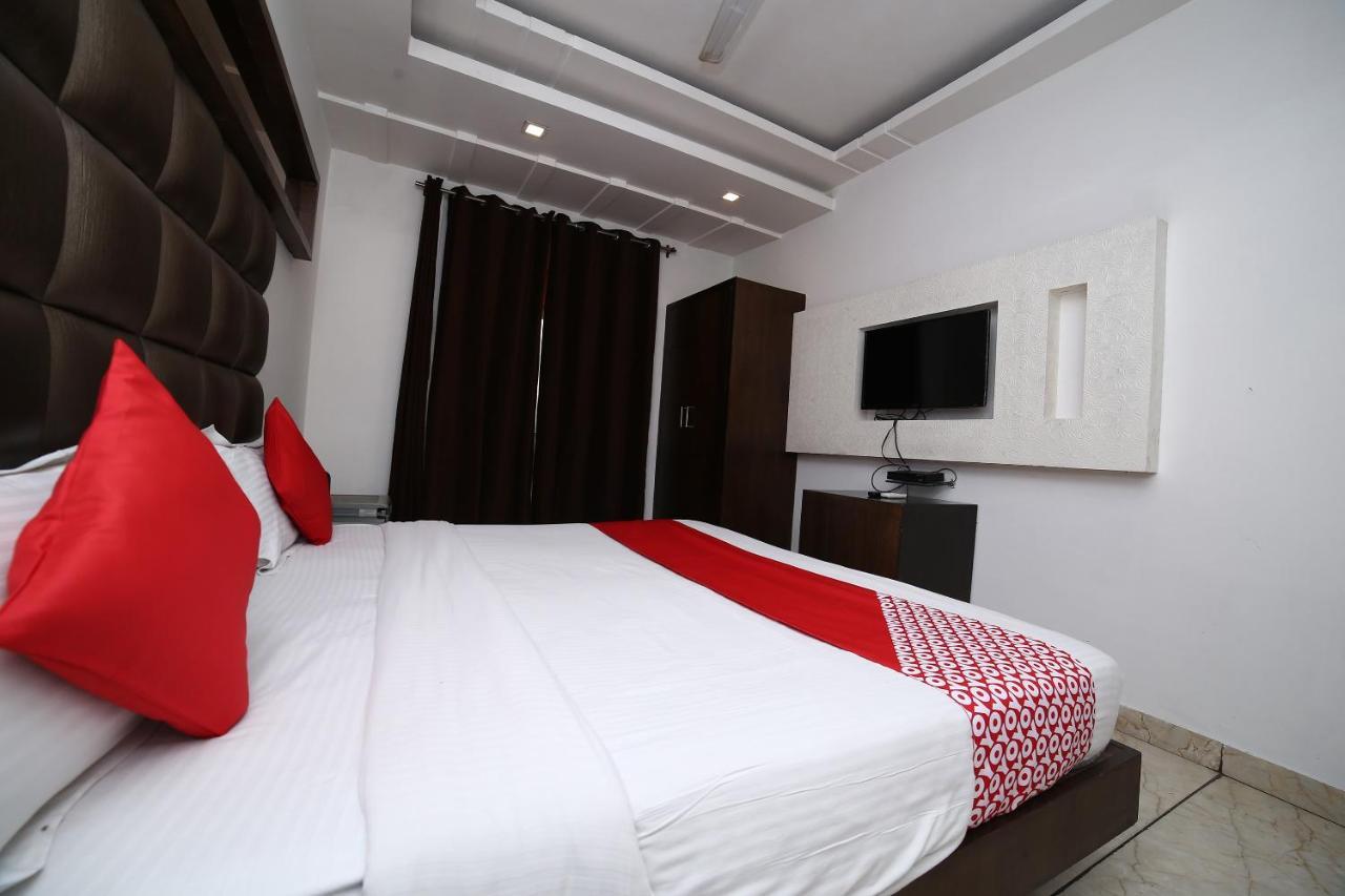 Oyo 11150 Hotel Jmd Rooms New Delhi Ngoại thất bức ảnh