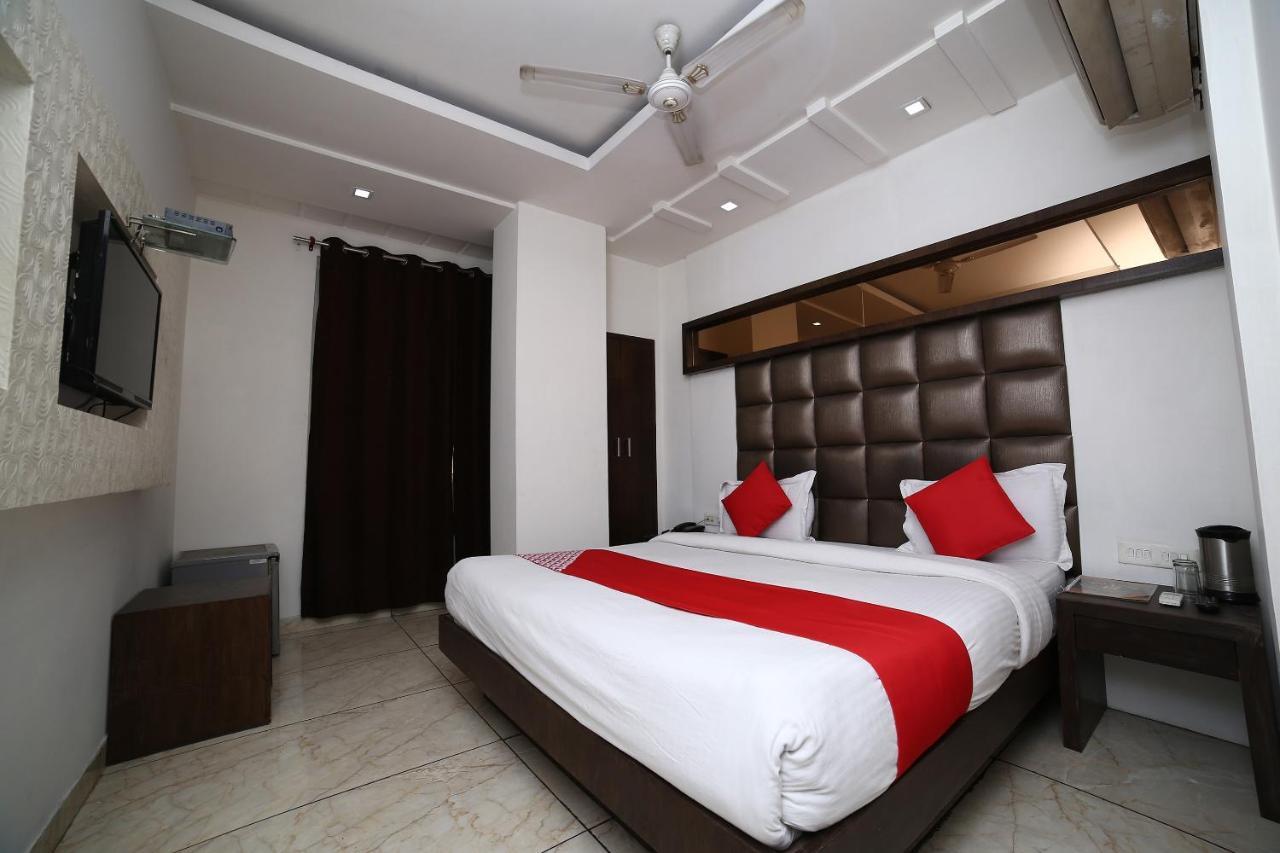 Oyo 11150 Hotel Jmd Rooms New Delhi Ngoại thất bức ảnh