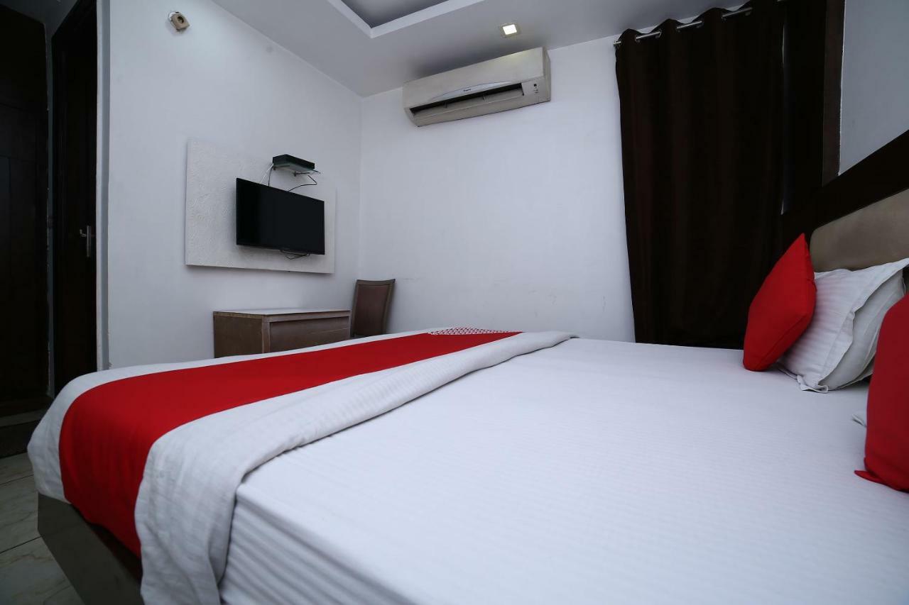 Oyo 11150 Hotel Jmd Rooms New Delhi Ngoại thất bức ảnh