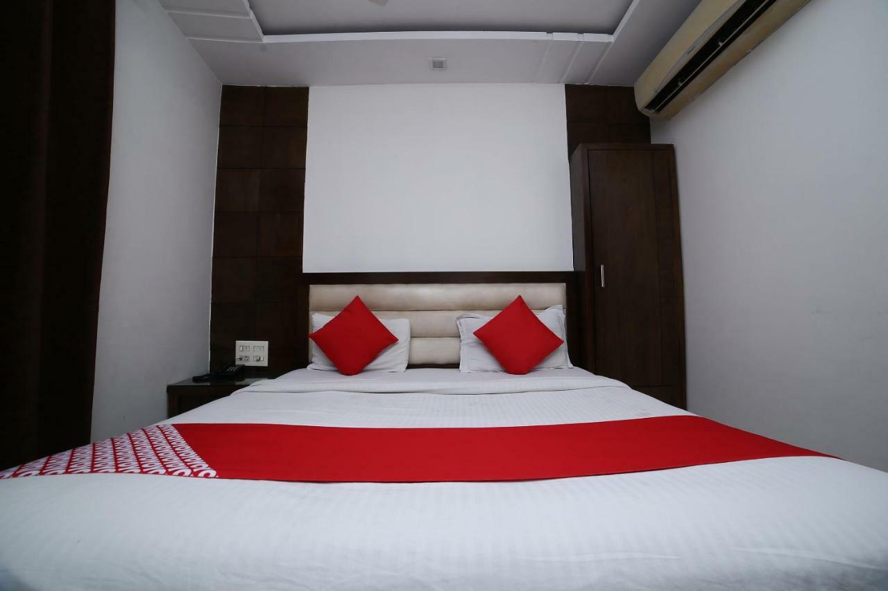 Oyo 11150 Hotel Jmd Rooms New Delhi Ngoại thất bức ảnh